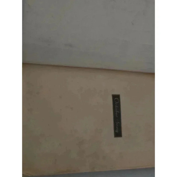 BethanyHouse October Song Book Beige - Picture 4 of 5